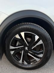 Peugeot 2008 2020 GT-LINE-thumb-7