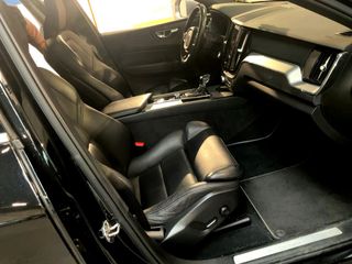 Volvo XC 60 2019 R-DESIGN D4 2.0TD PANORAMA LED LEATHER-thumb-12