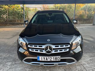 Mercedes-Benz GLA 180 2018 DIESEL AUTO-thumb-1
