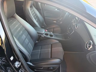 Mercedes-Benz GLA 180 2018 DIESEL AUTO-thumb-10