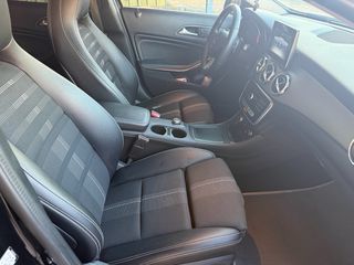 Mercedes-Benz GLA 180 2018 DIESEL AUTO-thumb-11
