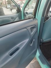 Toyota Yaris 1999-thumb-14