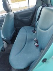 Toyota Yaris 1999-thumb-15