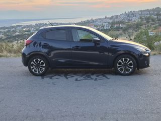 Mazda 2 2016 exceed-thumb-11