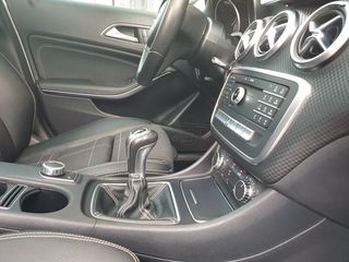 Mercedes-Benz A 180 2016 URBAN-thumb-17