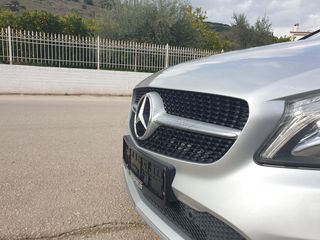 Mercedes-Benz A 180 2016 URBAN-thumb-10