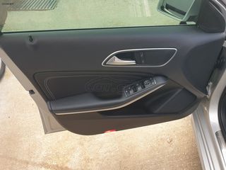 Mercedes-Benz A 180 2016 URBAN-thumb-21