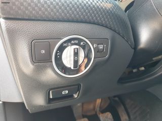 Mercedes-Benz A 180 2016 URBAN-thumb-20