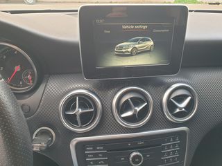 Mercedes-Benz A 180 2016 URBAN-thumb-15