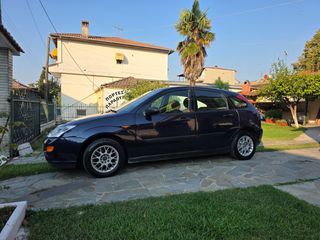 Ford Focus 2003-thumb-4
