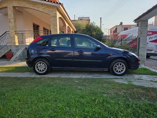 Ford Focus 2003-thumb-9