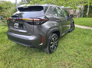 Toyota Yaris Cross 2024 HYBRID AUTOMATIC-thumb-2