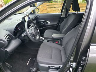 Toyota Yaris Cross 2024 HYBRID AUTOMATIC-thumb-5