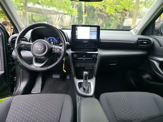 Toyota Yaris Cross 2024 HYBRID AUTOMATIC-thumb-6