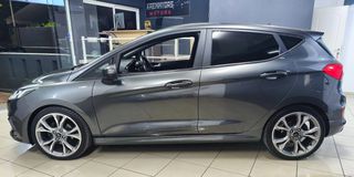 Ford Fiesta 2018 St line-thumb-3