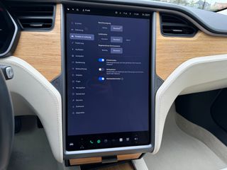 Tesla Model S 2019 S 100D-thumb-1