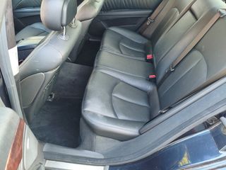 Mercedes-Benz E 220 2004 CDI-thumb-9