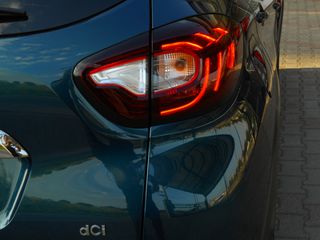 Renault Captur 2018 R-Link-Νavi Camera Full Led-6 Speed Key Less-thumb-17