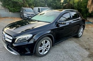 Mercedes-Benz GLA 180 2016 cdi-thumb-1
