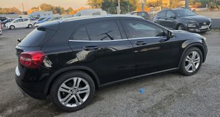 Mercedes-Benz GLA 180 2016 cdi-thumb-5