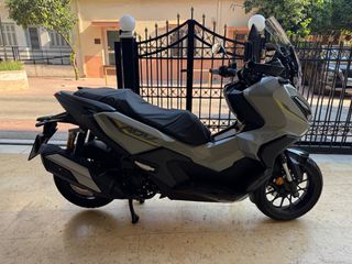 Honda ADV 350 2026-thumb-1