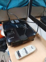 Epson projector-thumb-4