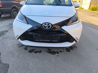 Toyota Aygo (X) 2016-thumb-3