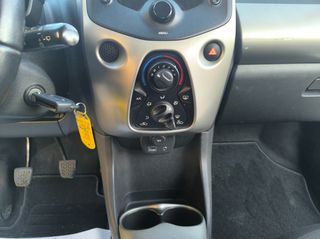 Toyota Aygo (X) 2016-thumb-27