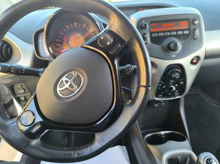 Toyota Aygo (X) 2016-thumb-32