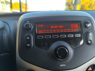 Toyota Aygo (X) 2016-thumb-33