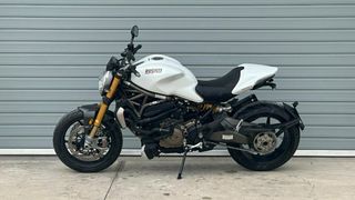 Ducati Monster 1200S 2017-thumb-1