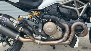 Ducati Monster 1200S 2017-thumb-4