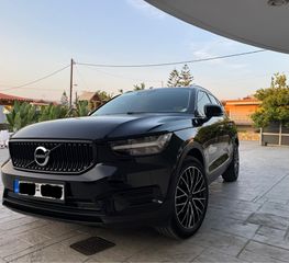 Volvo XC40 2022 T3 MOMENTUM GEARTRONIC