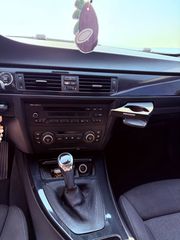 Bmw 320 2010-thumb-11