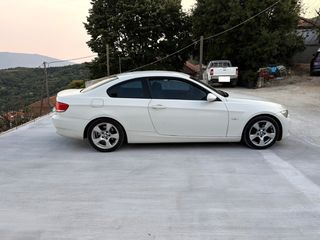 Bmw 320 2010-thumb-2