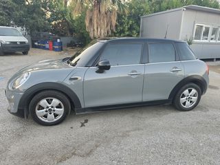 Mini Cooper D 2015-thumb-16