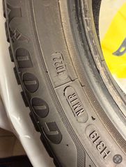 4αδα Goodyear Ultragrip 9+ M&S Χειμερινά Ελαστικά-thumb-4