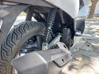 Honda PCX 150 2016-thumb-5