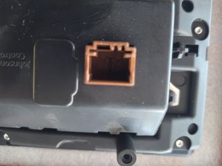 Peugeot 308 εργοστασιακή οθόνη-thumb-2