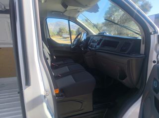 Ford Transit 2020-thumb-24