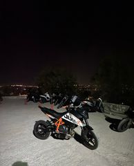 KTM 690 Duke 2010 R