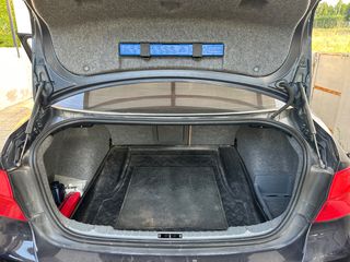 Bmw 320 2009 E90-thumb-47