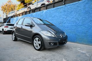 Mercedes-Benz A 160 2009-thumb-1