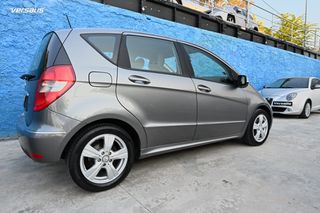 Mercedes-Benz A 160 2009-thumb-3