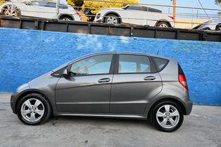 Mercedes-Benz A 160 2009-thumb-5