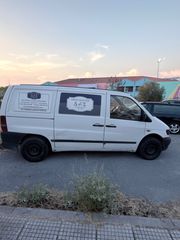 Mercedes-Benz Vito 2003 .
