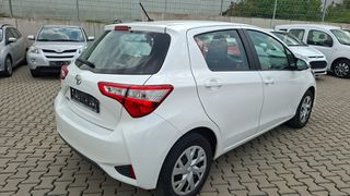 Toyota Yaris 2018 COMFORT-thumb-2
