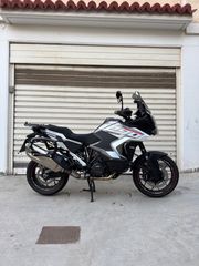 KTM 1290 Super Adventure 2023 S-thumb-1