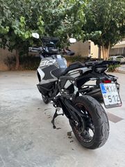 KTM 1290 Super Adventure 2023 S-thumb-9