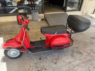 Piaggio Vespa 1983 P 200 E-thumb-2